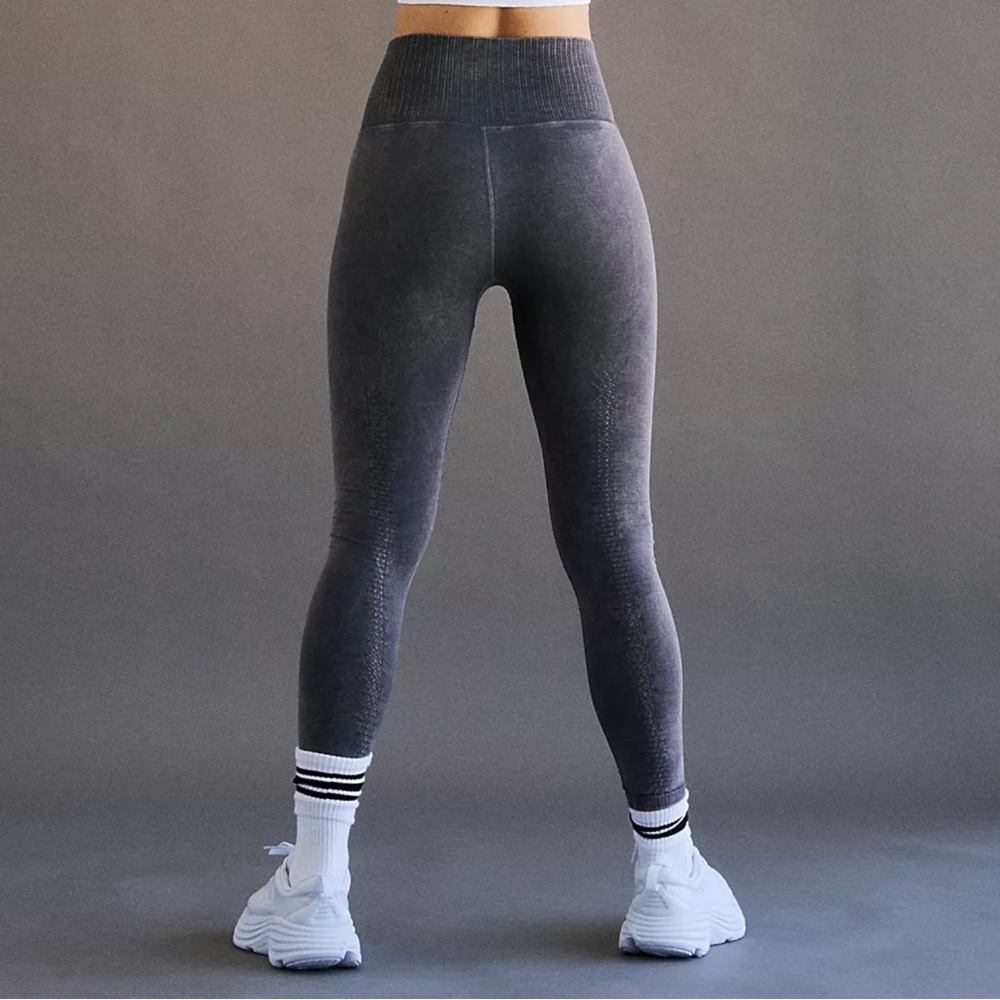 NEW Free People High-Rise 7/8 Length Good Karma Leggings, M/LG - Picture 3 of 14